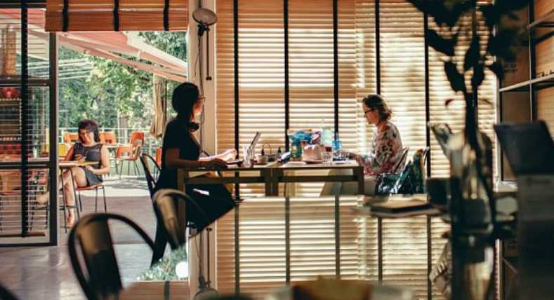 Web3咖啡馆见闻：狂热、暴富、落寞 欲望永不打烊-iNFTnews