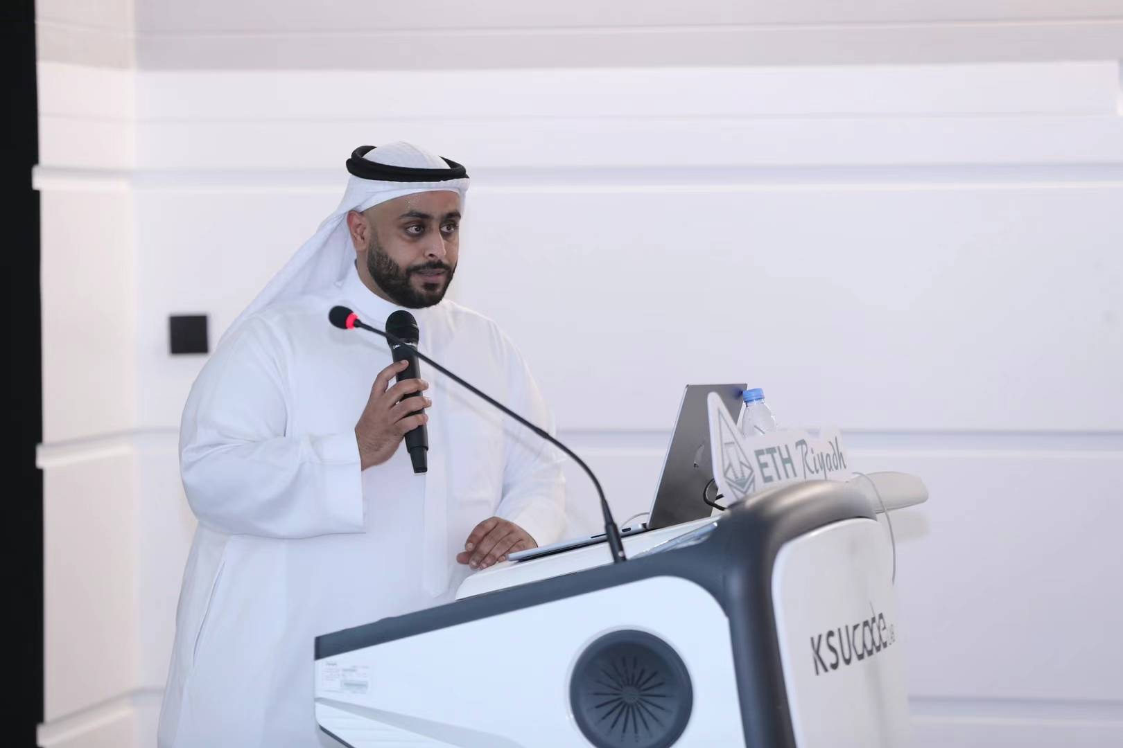 以太坊利雅得活动顺利召开，ChainIDE赋能沙特开发者生态